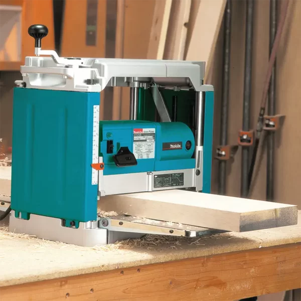 Makita Wood Planer, Planing Width304mm(12 inch), Planing Depth 3mm,1650W, 8500rpm, 28.1kg 2012NB - Image 4